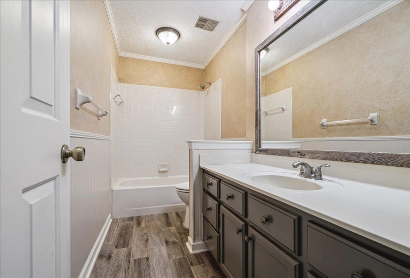 895 CULLY RD, Memphis, Tennessee 38018, 3 Bedrooms Bedrooms, 6 Rooms Rooms,2 BathroomsBathrooms,Residential,For Sale,CULLY,10223093