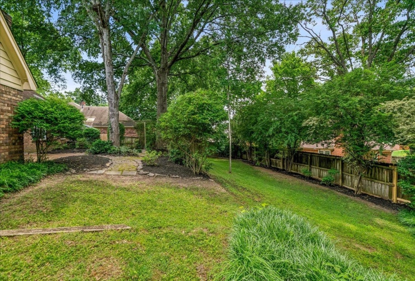895 CULLY RD, Memphis, Tennessee 38018, 3 Bedrooms Bedrooms, 6 Rooms Rooms,2 BathroomsBathrooms,Residential,For Sale,CULLY,10223093