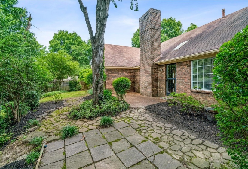 895 CULLY RD, Memphis, Tennessee 38018, 3 Bedrooms Bedrooms, 6 Rooms Rooms,2 BathroomsBathrooms,Residential,For Sale,CULLY,10223093