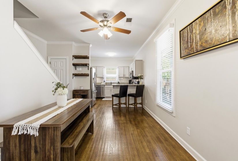 589 MADEWOOD DR, Memphis, Tennessee 38103, 2 Bedroom Bedrooms, 4 Room Rooms,2.1 BathroomBathrooms,Residential,For Sale,MADEWOOD,0,10223094