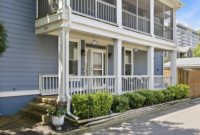 589 MADEWOOD DR, Memphis, Tennessee 38103, 2 Bedroom Bedrooms, 4 Room Rooms,2.1 BathroomBathrooms,Residential,For Sale,MADEWOOD,0,10223094