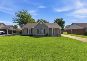 7446 CLIFFWOOD DR, Horn Lake, Mississippi 38637-1191, 4 Bedroom Bedrooms, 6 Room Rooms,2 BathroomBathrooms,Residential,For Sale,CLIFFWOOD,0,10223097