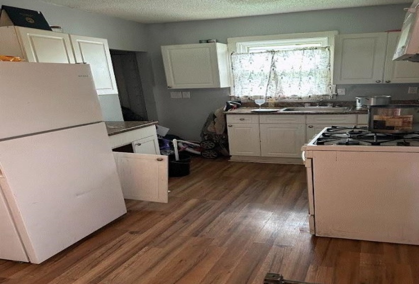 54 FRANK AVE, Memphis, Tennessee 38109, 3 Bedroom Bedrooms, 6 Room Rooms,2 BathroomBathrooms,Residential,For Sale,FRANK,0,10223070