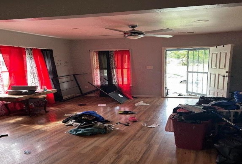 54 FRANK AVE, Memphis, Tennessee 38109, 3 Bedroom Bedrooms, 6 Room Rooms,2 BathroomBathrooms,Residential,For Sale,FRANK,0,10223070