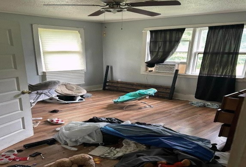 54 FRANK AVE, Memphis, Tennessee 38109, 3 Bedroom Bedrooms, 6 Room Rooms,2 BathroomBathrooms,Residential,For Sale,FRANK,0,10223070
