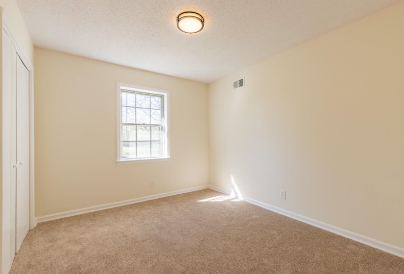 4773 KITTY DR, Memphis, Tennessee 38128, 4 Bedroom Bedrooms, 10 Room Rooms,3 BathroomBathrooms,Residential,For Sale,KITTY,0,10223072