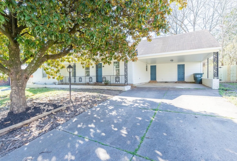 4773 KITTY DR, Memphis, Tennessee 38128, 4 Bedroom Bedrooms, 10 Room Rooms,3 BathroomBathrooms,Residential,For Sale,KITTY,0,10223072