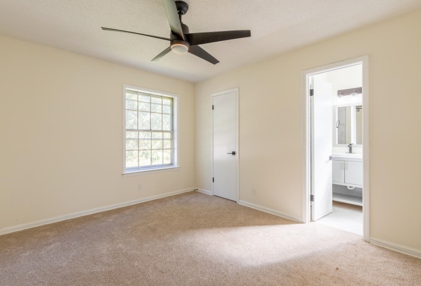 4773 KITTY DR, Memphis, Tennessee 38128, 4 Bedroom Bedrooms, 10 Room Rooms,3 BathroomBathrooms,Residential,For Sale,KITTY,0,10223072