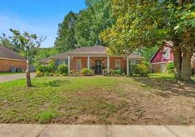 7027 BOXBOROUGH CV, Memphis, Tennessee 38119, 3 Bedrooms Bedrooms, 6 Rooms Rooms,2.1 BathroomsBathrooms,Residential,For Sale,BOXBOROUGH,10223085