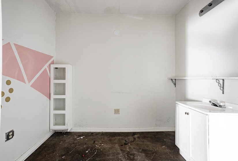 583 TILLMAN ST, Memphis, Tennessee 38112, 0 , 0 ,0,Commercial/industrial,For Sale,TILLMAN,0,10223109