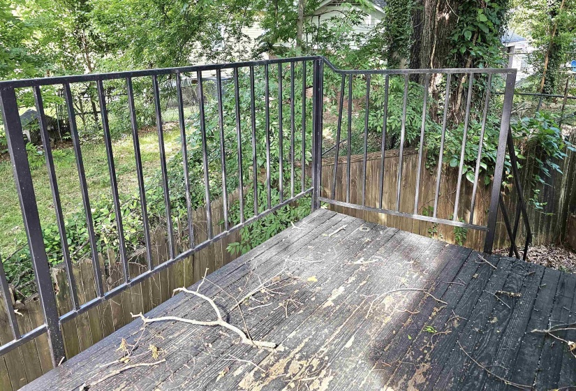 269 LOONEY AVE, Memphis, Tennessee 38107, 2 Bedrooms Bedrooms, 5 Rooms Rooms,2 BathroomsBathrooms,Residential,For Sale,LOONEY,10223110