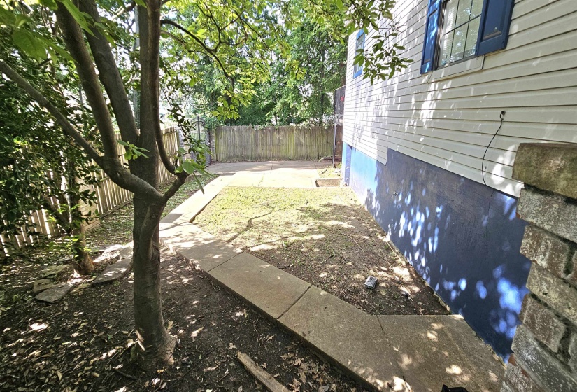 269 LOONEY AVE, Memphis, Tennessee 38107, 2 Bedrooms Bedrooms, 5 Rooms Rooms,2 BathroomsBathrooms,Residential,For Sale,LOONEY,10223110