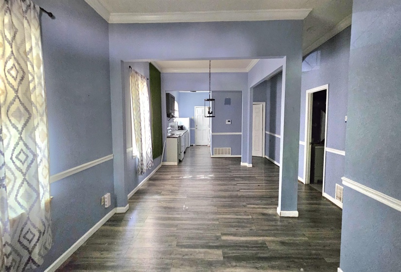 269 LOONEY AVE, Memphis, Tennessee 38107, 2 Bedrooms Bedrooms, 5 Rooms Rooms,2 BathroomsBathrooms,Residential,For Sale,LOONEY,10223110