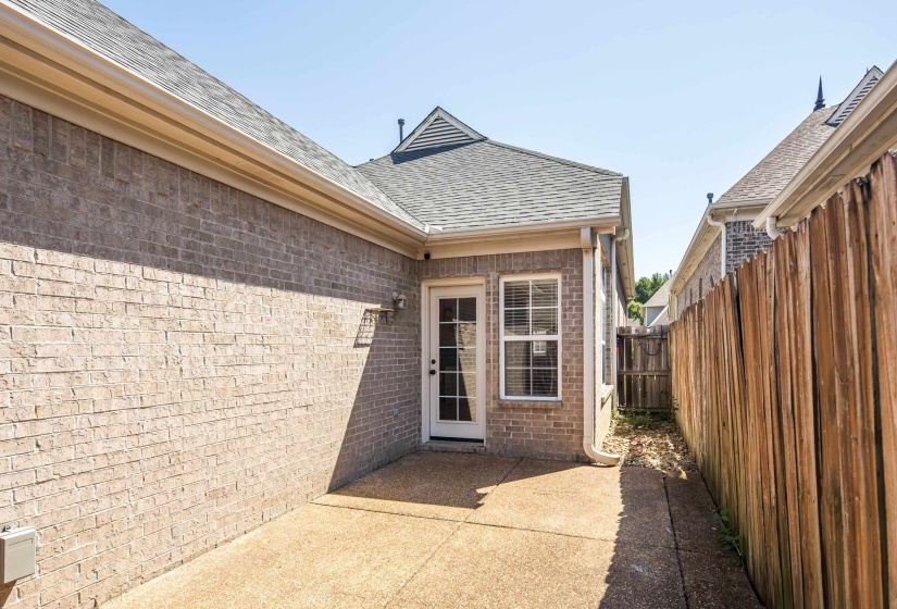 1893 TALISKER DR, Cordova, Tennessee 38016, 3 Bedroom Bedrooms, 5 Room Rooms,2 BathroomBathrooms,Residential,For Sale,TALISKER,0,10223113