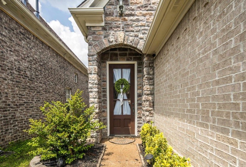 1893 TALISKER DR, Cordova, Tennessee 38016, 3 Bedroom Bedrooms, 5 Room Rooms,2 BathroomBathrooms,Residential,For Sale,TALISKER,0,10223113