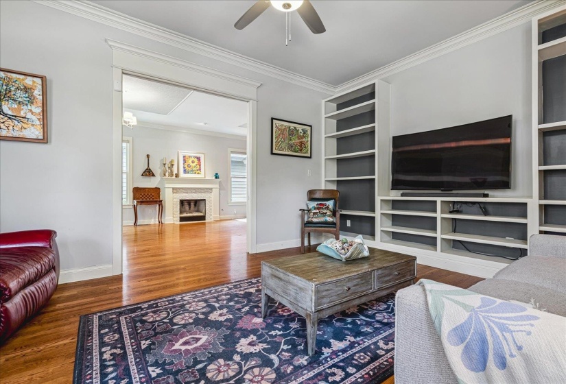 320 WATKINS ST, Memphis, Tennessee 38104, 3 Bedrooms Bedrooms, 9 Rooms Rooms,3 BathroomsBathrooms,Residential,For Sale,WATKINS,10223115