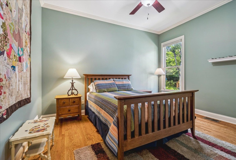 320 WATKINS ST, Memphis, Tennessee 38104, 3 Bedrooms Bedrooms, 9 Rooms Rooms,3 BathroomsBathrooms,Residential,For Sale,WATKINS,10223115