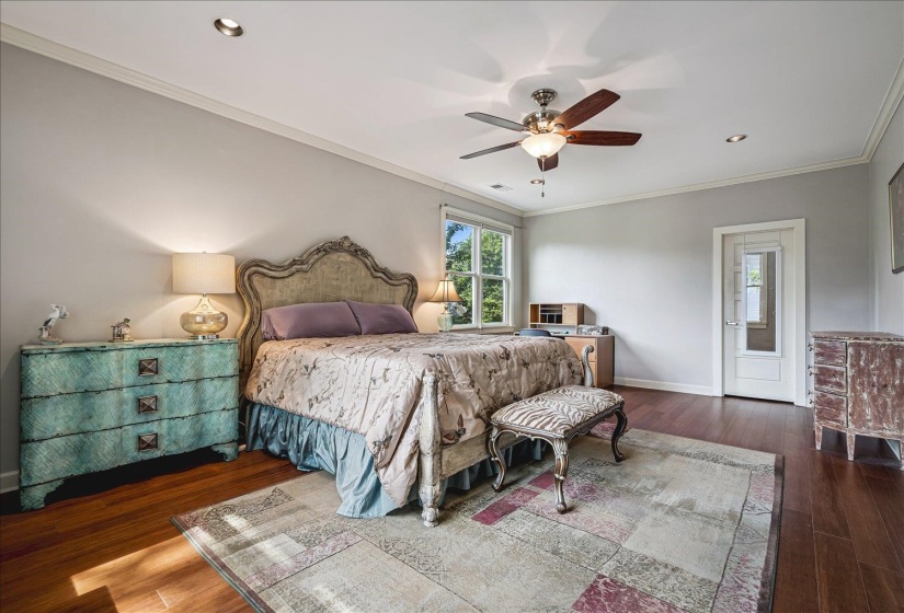 320 WATKINS ST, Memphis, Tennessee 38104, 3 Bedrooms Bedrooms, 9 Rooms Rooms,3 BathroomsBathrooms,Residential,For Sale,WATKINS,10223115