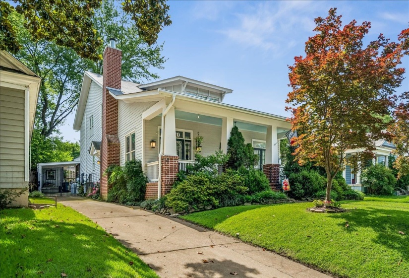 320 WATKINS ST, Memphis, Tennessee 38104, 3 Bedrooms Bedrooms, 9 Rooms Rooms,3 BathroomsBathrooms,Residential,For Sale,WATKINS,10223115