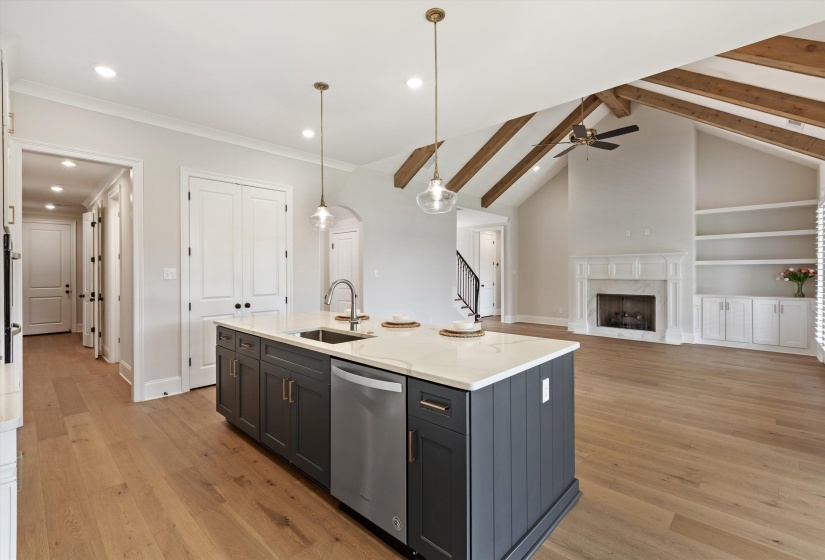 1350 BELFAIR DR, Collierville, Tennessee 38017, 4 Bedroom Bedrooms, 8 Room Rooms,4.1 BathroomBathrooms,Residential,For Sale,BELFAIR,0,10223125