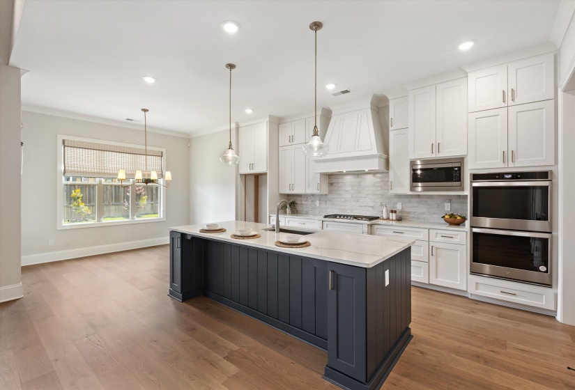 1350 BELFAIR DR, Collierville, Tennessee 38017, 4 Bedroom Bedrooms, 8 Room Rooms,4.1 BathroomBathrooms,Residential,For Sale,BELFAIR,0,10223125