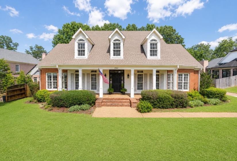 2062 JOHNSON RD, Germantown, Tennessee 38139, 4 Bedroom Bedrooms, 10 Room Rooms,4 BathroomBathrooms,Residential,For Sale,JOHNSON,0,10223127