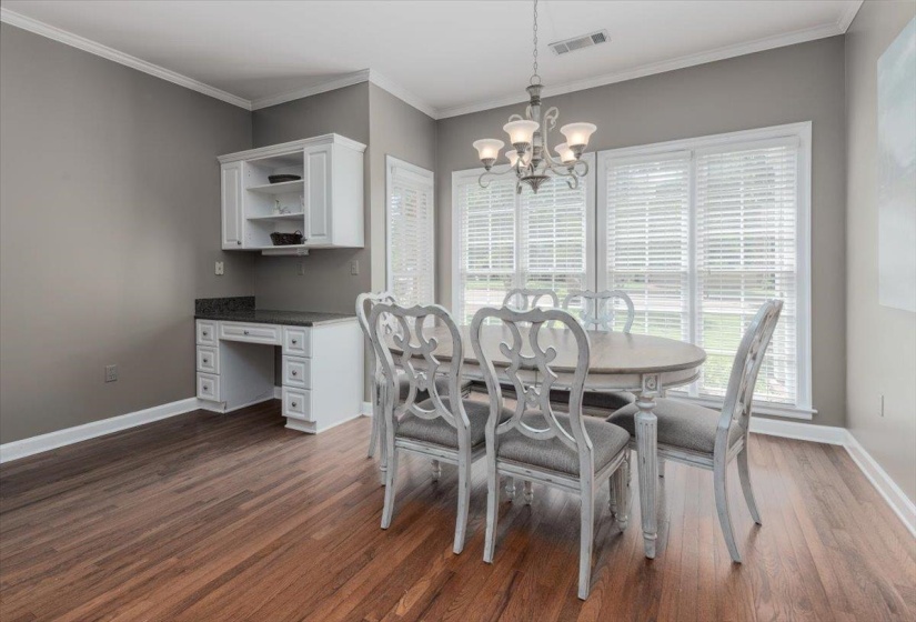 2062 JOHNSON RD, Germantown, Tennessee 38139, 4 Bedroom Bedrooms, 10 Room Rooms,4 BathroomBathrooms,Residential,For Sale,JOHNSON,0,10223127