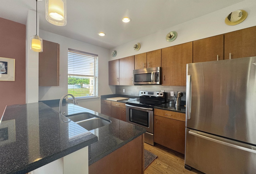 49 VANCE AVE, Memphis, Tennessee 38103, 2 Bedroom Bedrooms, 6 Room Rooms,2.1 BathroomBathrooms,Residential,For Sale,VANCE,0,10223128