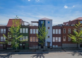 49 VANCE AVE, Memphis, Tennessee 38103, 2 Bedroom Bedrooms, 6 Room Rooms,2.1 BathroomBathrooms,Residential,For Sale,VANCE,0,10223128