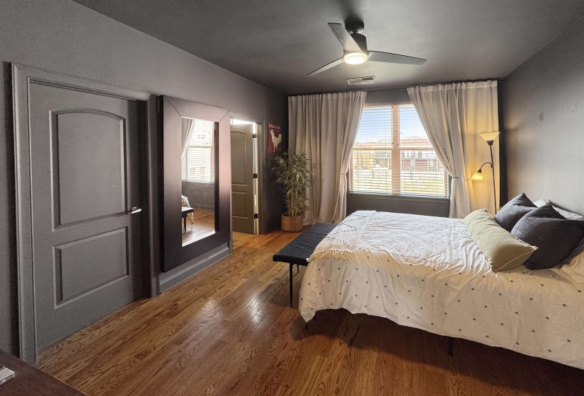 49 VANCE AVE, Memphis, Tennessee 38103, 2 Bedroom Bedrooms, 6 Room Rooms,2.1 BathroomBathrooms,Residential,For Sale,VANCE,0,10223128