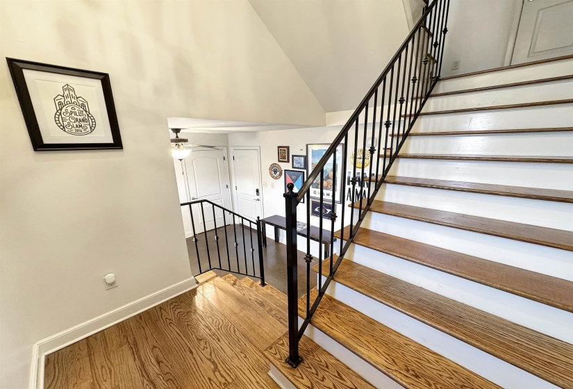 49 VANCE AVE, Memphis, Tennessee 38103, 2 Bedroom Bedrooms, 6 Room Rooms,2.1 BathroomBathrooms,Residential,For Sale,VANCE,0,10223128