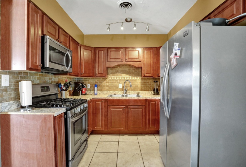 3048 WATSON ST, Memphis, Tennessee 38118, 3 Bedrooms Bedrooms, 5 Rooms Rooms,1.1 BathroomsBathrooms,Residential,For Sale,WATSON,10223146