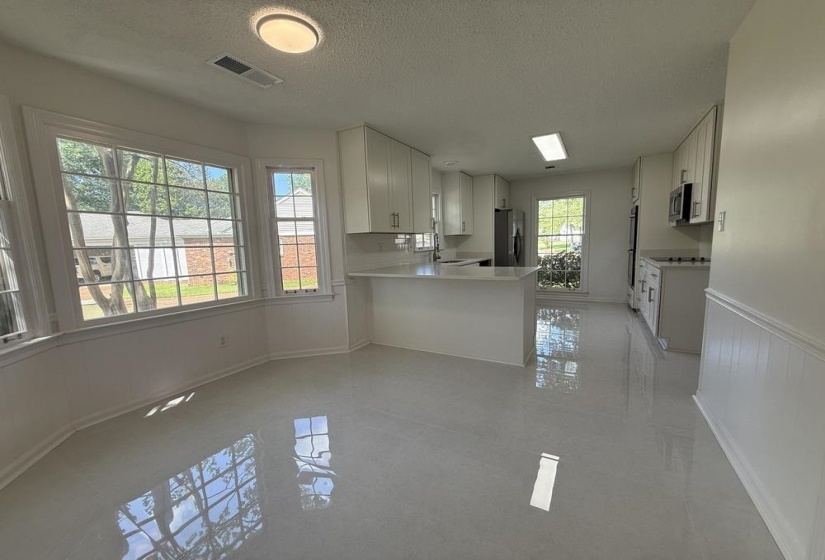 1931 WINE LEAF DR, Germantown, Tennessee 38139, 4 Bedrooms Bedrooms, 8 Rooms Rooms,3 BathroomsBathrooms,Residential,For Sale,WINE LEAF,10223151