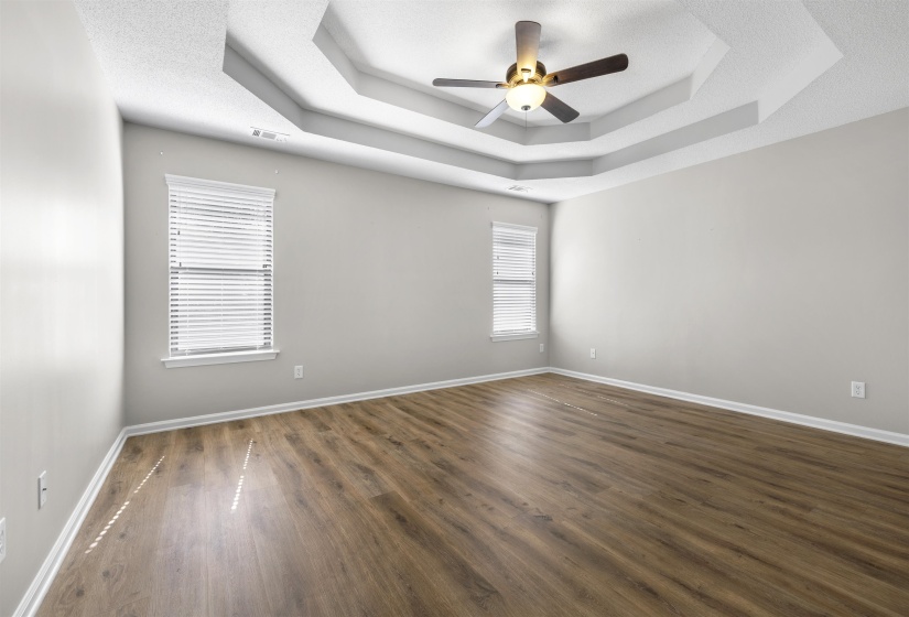 5140 OLIVER GROVE LN, Bartlett, Tennessee 38002, 3 Bedrooms Bedrooms, 8 Rooms Rooms,2 BathroomsBathrooms,Residential,For Sale,OLIVER GROVE,10223152