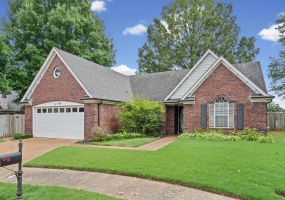 245 POPLAR BLUFF CV, Collierville, Tennessee 38017, 3 Bedrooms Bedrooms, 6 Rooms Rooms,2 BathroomsBathrooms,Residential,For Sale,POPLAR BLUFF,10223154