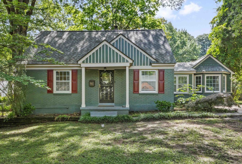 990 PATTERSON CV, Memphis, Tennessee 38111, 4 Bedrooms Bedrooms, 8 Rooms Rooms,2 BathroomsBathrooms,Residential,For Sale,PATTERSON,10223155