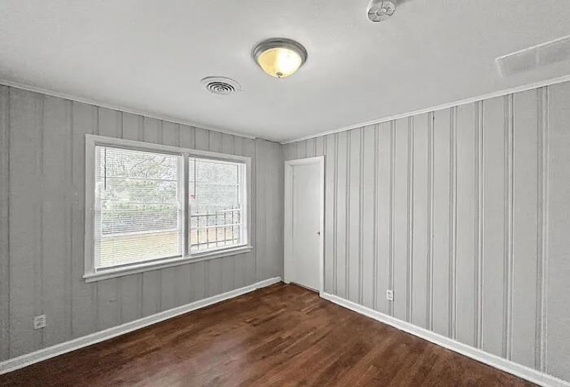 1758 WOODBURN DR, Memphis, Tennessee 38127, 3 Bedrooms Bedrooms, 6 Rooms Rooms,1.1 BathroomsBathrooms,Residential,For Sale,WOODBURN,10223157