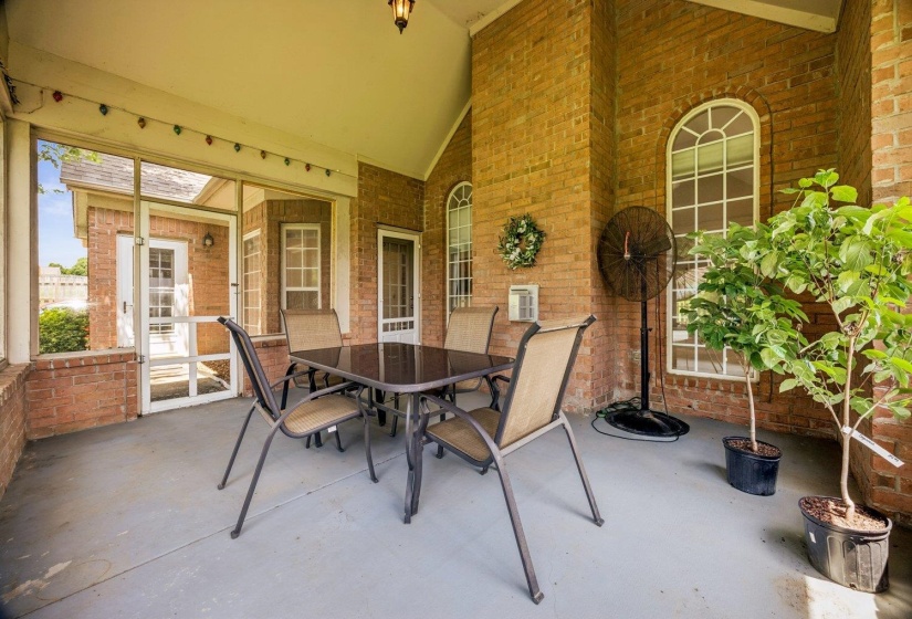 202 WALKER PKY, Atoka, Tennessee 38004, 3 Bedroom Bedrooms, 7 Room Rooms,2.1 BathroomBathrooms,Residential,For Sale,WALKER,0,10223162