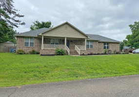90 WATSON ST, Savannah, Tennessee 38372, 3 Bedroom Bedrooms, 6 Room Rooms,2 BathroomBathrooms,Residential,For Sale,WATSON,0,10223172 90 WATSON ST, Savannah, Tennessee 38372, 3 Bedroom Bedrooms, 6 Room Rooms,2 BathroomBathrooms,Residential,For Sale,WATSON,0,10223172