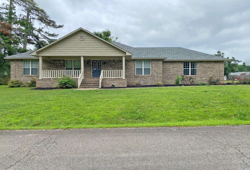 90 WATSON ST, Savannah, Tennessee 38372, 3 Bedroom Bedrooms, 6 Room Rooms,2 BathroomBathrooms,Residential,For Sale,WATSON,0,10223172