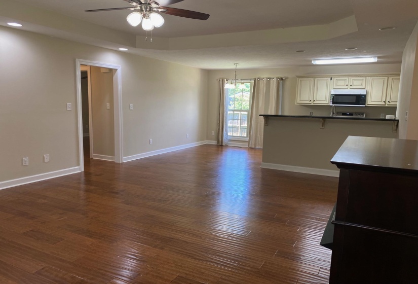90 WATSON ST, Savannah, Tennessee 38372, 3 Bedroom Bedrooms, 6 Room Rooms,2 BathroomBathrooms,Residential,For Sale,WATSON,0,10223172