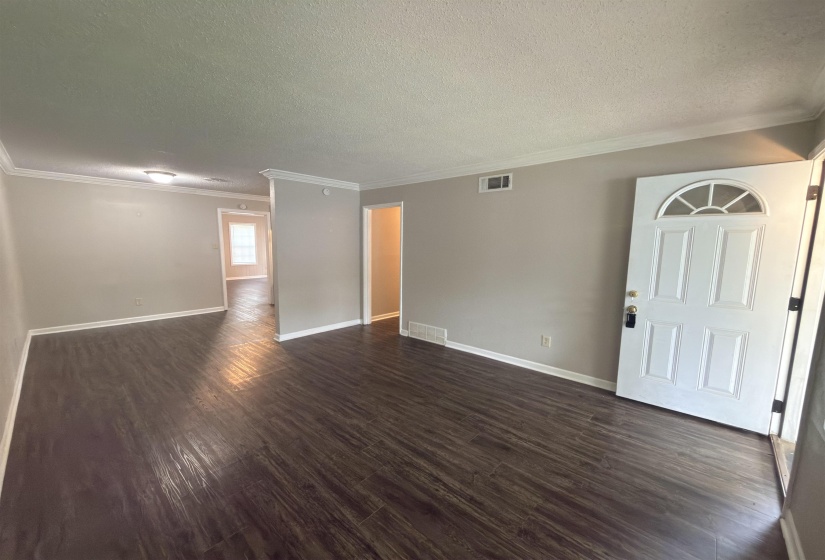 1706 CAPRI RD, Memphis, Tennessee 38117, 3 Bedrooms Bedrooms, 7 Rooms Rooms,2 BathroomsBathrooms,Residential,For Sale,CAPRI,10223175