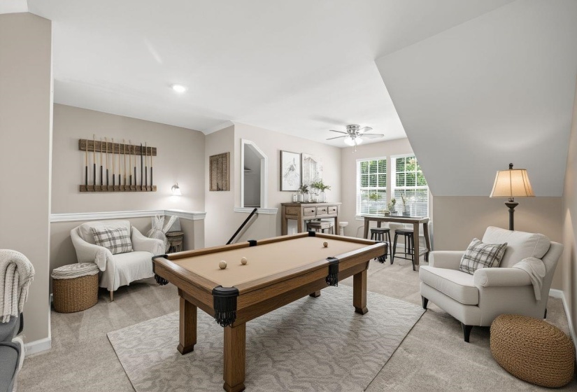 1255 COLONIAL RD, Memphis, Tennessee 38117, 4 Bedrooms Bedrooms, 8 Rooms Rooms,3 BathroomsBathrooms,Residential,For Sale,COLONIAL,10223187