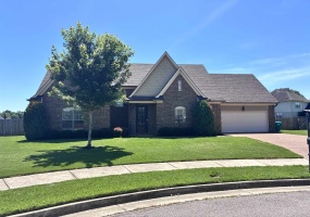 65 BENTGRASS CV, Oakland, Tennessee 38060, 4 Bedrooms Bedrooms, 9 Rooms Rooms,2.1 BathroomsBathrooms,Residential,For Sale,BENTGRASS,10223188