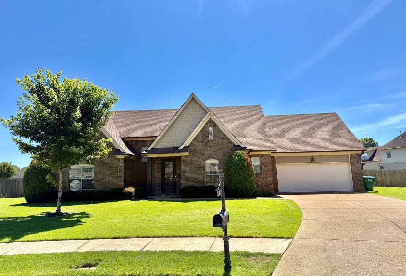 65 BENTGRASS CV, Oakland, Tennessee 38060, 4 Bedrooms Bedrooms, 9 Rooms Rooms,2.1 BathroomsBathrooms,Residential,For Sale,BENTGRASS,10223188
