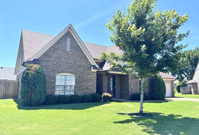 65 BENTGRASS CV, Oakland, Tennessee 38060, 4 Bedrooms Bedrooms, 9 Rooms Rooms,2.1 BathroomsBathrooms,Residential,For Sale,BENTGRASS,10223188