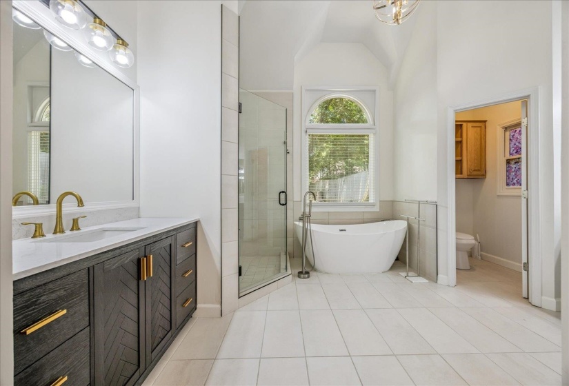 8916 CEDAR MILLS CV, Memphis, Tennessee 38016, 4 Bedrooms Bedrooms, 9 Rooms Rooms,3 BathroomsBathrooms,Residential,For Sale,CEDAR MILLS,10223191
