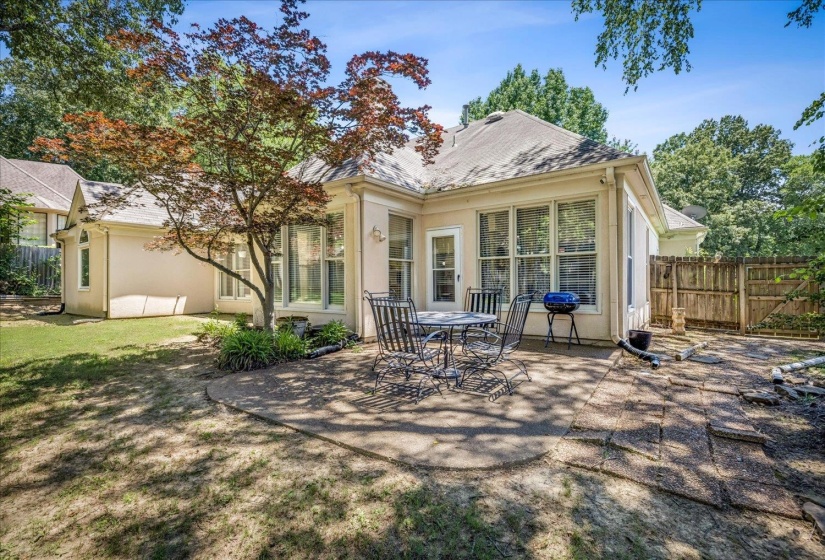 8916 CEDAR MILLS CV, Memphis, Tennessee 38016, 4 Bedrooms Bedrooms, 9 Rooms Rooms,3 BathroomsBathrooms,Residential,For Sale,CEDAR MILLS,10223191