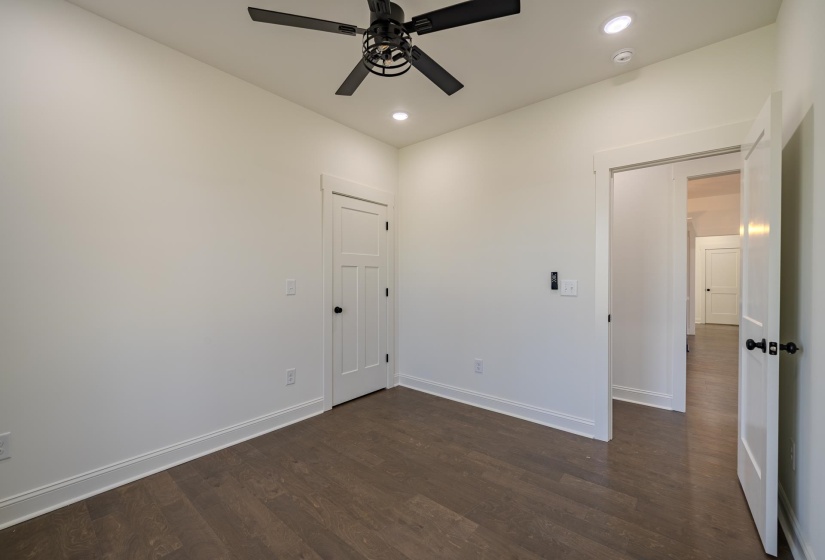 130 BELVEDERE CIR, Savannah, Tennessee 38372, 4 Bedrooms Bedrooms, 8 Rooms Rooms,2 BathroomsBathrooms,Residential,For Sale,BELVEDERE,10210064