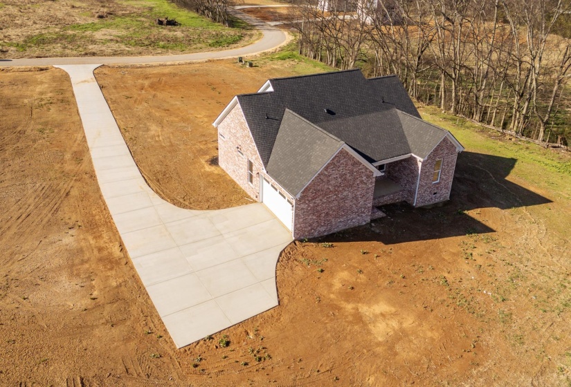 130 BELVEDERE CIR, Savannah, Tennessee 38372, 4 Bedrooms Bedrooms, 8 Rooms Rooms,2 BathroomsBathrooms,Residential,For Sale,BELVEDERE,10210064